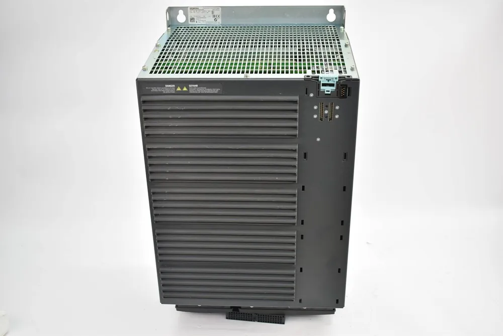 Abverkauf Semens sinamics Power Module 240 6SL3224-0BE35-5UA0 ( 6SL3 224-0BE35-5UA0 ) V.N